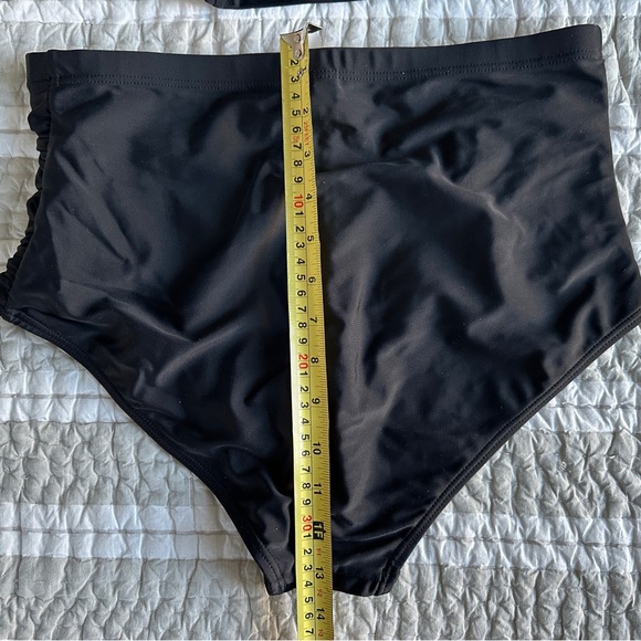 Daci Full Coverage Bikini - Picture 9 of 10